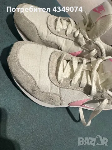 Обувки, маратонки Nike , снимка 6 - Маратонки - 48560889
