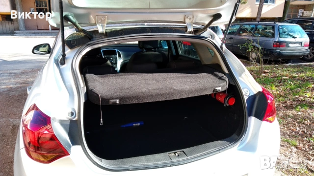 Горна кора за багажник на Опел Астра-J,Хечбег-5 врати. Перфектно състояние!, снимка 5 - Части - 53074330