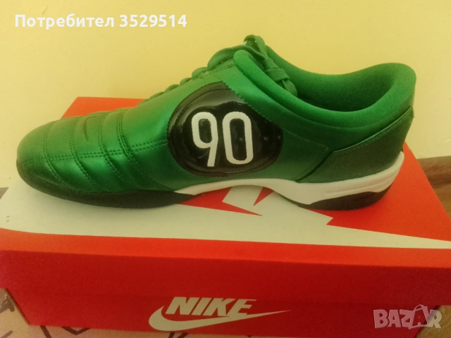 Продавам обувки Найк тотал 90