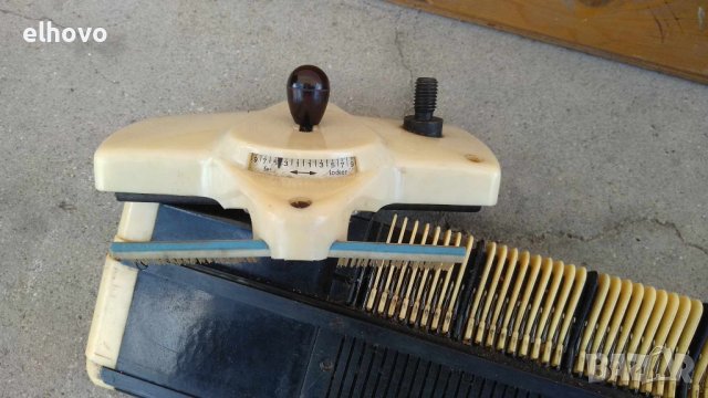 Ръчна плетачна машина, снимка 6 - Антикварни и старинни предмети - 41368907