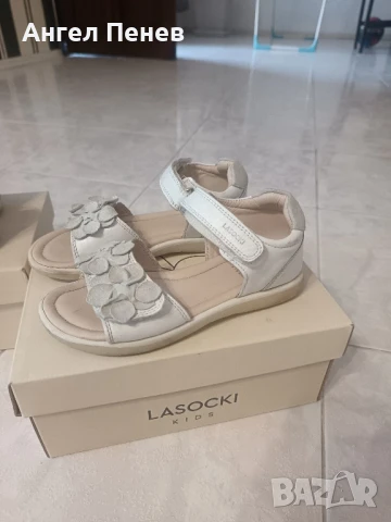 Сандали Lasocki 30, снимка 2 - Детски сандали и чехли - 50580876