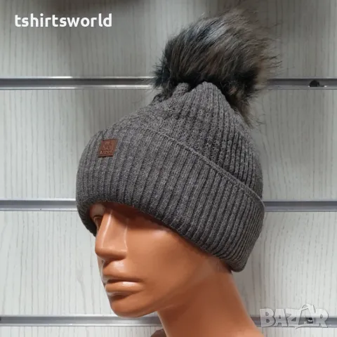 Нова зимна дамска шапка SilverStar в кафяв цвят с пух/помпон, снимка 2 - Шапки - 47927787