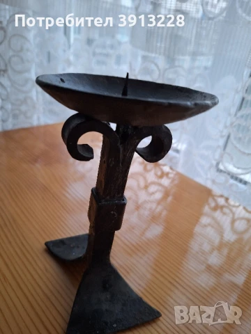 Антикварен свещник метал., снимка 2 - Антикварни и старинни предмети - 51358532