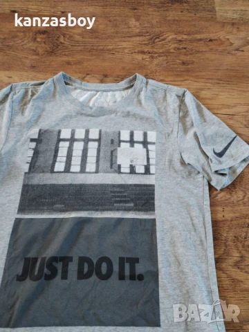 NIKE - страхотна мъжка тениска С , снимка 2 - Тениски - 50591191