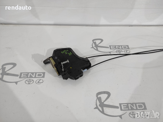 Задна дясна брава за врата Toyota Corolla Verso 2001-2003 , снимка 2 - Части - 44835247