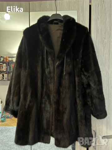 Палто от норка BLACKGLAMA, снимка 5 - Палта, манта - 53345060