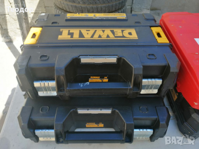 Куфари dewalt, hilti , снимка 2 - Куфари с инструменти - 36232377