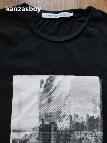 Calvin Klein - страхотна мъжка тениска L, снимка 3 - Тениски - 49598137