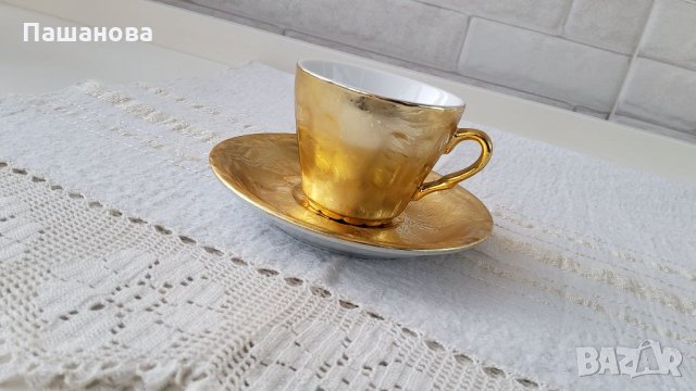 Две чашки за кафе с една чинийка, снимка 3 - Чаши - 35687318