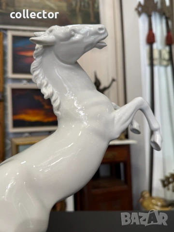 Порцеланова фигура на кон - Wallendorf. №7924, снимка 3 - Антикварни и старинни предмети - 53731508