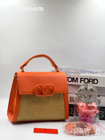 Valentino дамски чанти Различни цветове , снимка 3 - Чанти - 48835526