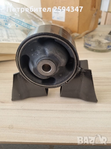 DAEWOO LEGANZA 1998-2002г ТАМПОН ДВИГАТЕЛ ПРЕДЕН , снимка 2 - Части - 36066245