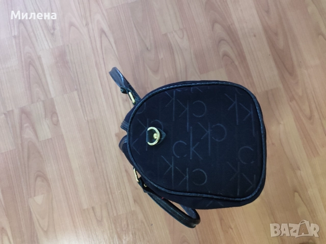 Чанта Calvin Klein , снимка 3 - Чанти - 52339490
