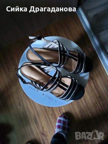 Нови сандали, снимка 1