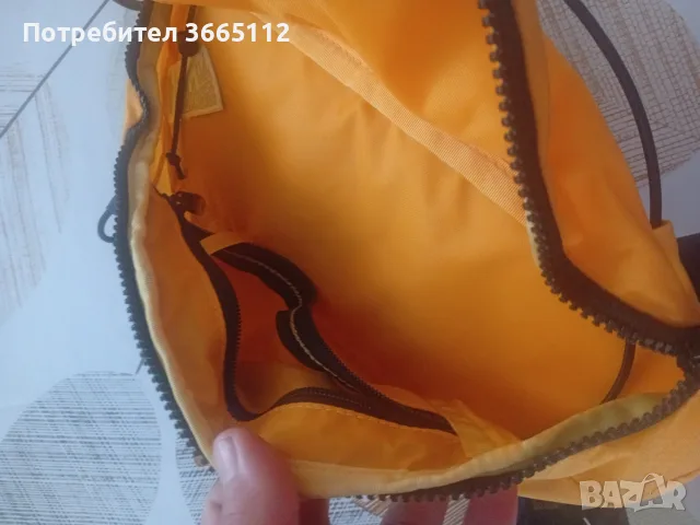 Чантичка за кръста The North Face, снимка 2 - Чанти - 56172133