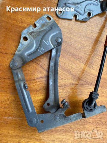 панта преден капак За Vw голф плюс.5M0823301.5M0823302, снимка 3 - Части - 41491134