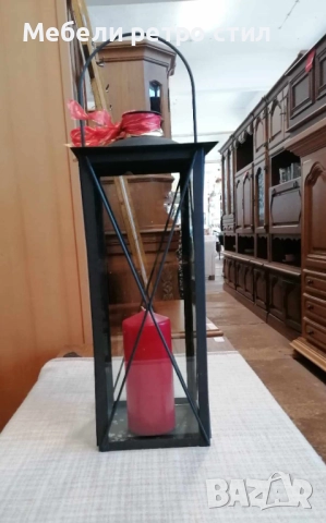 Коледен метален фенер с червена свещ и прозрачно стъкло с красиви декоративни елементи., снимка 6 - Декорация за дома - 52738841