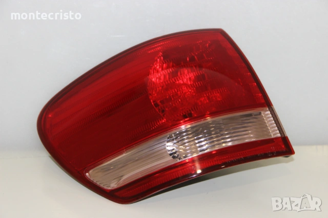 Ляв стоп Toyota Avensis Verso (2001-2004г.) Тойота Авенсис Версо, снимка 2 - Части - 53703671