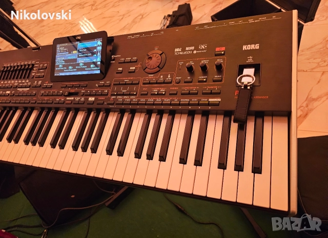 Korg Pa4x 61key, снимка 3 - Синтезатори - 52833495
