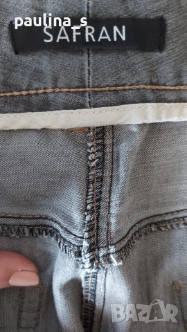 Три различни броя / Дамски маркови дънкови бермуди "AWG Mode center sure", "safran" и "Authentic" , снимка 11 - Къси панталони и бермуди - 53281371