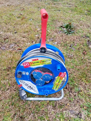 Brennenstuhl  удължител на макара 40 метра 3 G x 1,5, снимка 2 - Други инструменти - 53391391