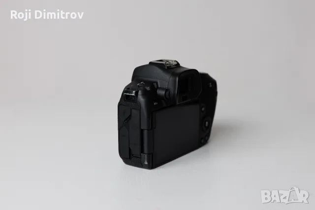Canon R Безогледален професионален фотоапарат, снимка 6 - Фотоапарати - 55858832
