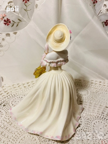 порцеланова статуетка , снимка 6 - Статуетки - 52370359