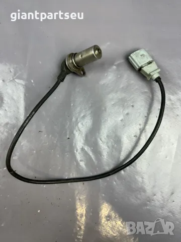 Датчик Колянов Вал за VW VAG SEAT SKODA 038907319 A, снимка 3 - Части - 49590754