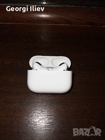 Продавам AirPods Pro 2 (1-во поколение), снимка 5 - Слушалки и портативни колонки - 53132709