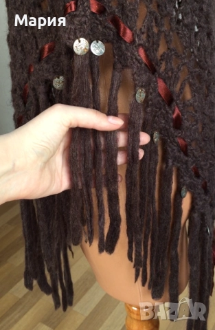 S / M / L Ново Дамско Марково Пончо Isla Ibiza Bonita Плетено Кафяво с ресни, снимка 16 - Блузи с дълъг ръкав и пуловери - 51822349