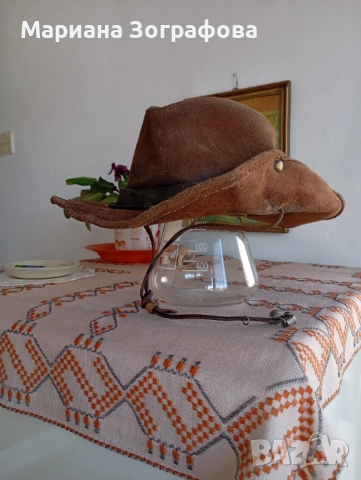  Дънкови ризи 5 бр. - "Club Marine" НОВИ, - Стари вратовръзки, - Каубойска и Филцова шапки, снимка 6 - Ризи - 48862303