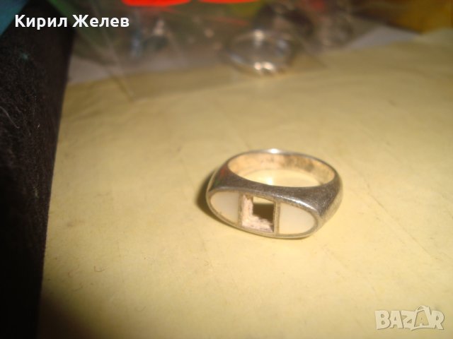 СТАР СРЕБЪРЕН ПРЪСТЕН АНГЛИЯ ОКСИДИРАНО СРЕБРО 925 с ШЛИФОВАН ЛУНЕН КАМЪК БИЖУ - РЪЧНА РАБОТА 25675, снимка 10 - Антикварни и старинни предмети - 35748013