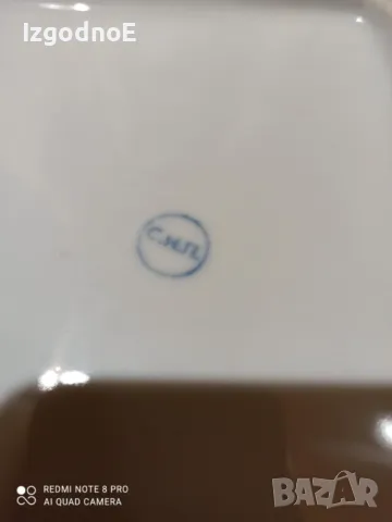 25 части порцеланов сервиз от Соца за хранене, снимка 8 - Сервизи - 48730026