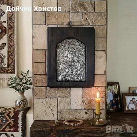 Богородица Одигитрия , снимка 2 - Икони - 56123917