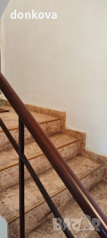 къща Перник Център над болницата., снимка 4 - Къщи - 52003898