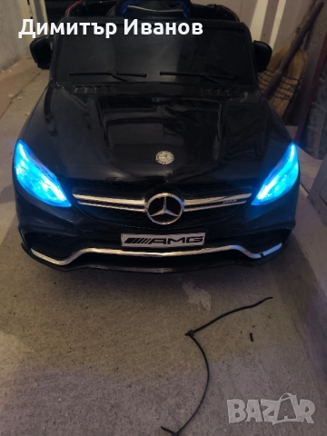 Акумулаторна кола с дистанционно, снимка 2 - Детски велосипеди, триколки и коли - 51738472