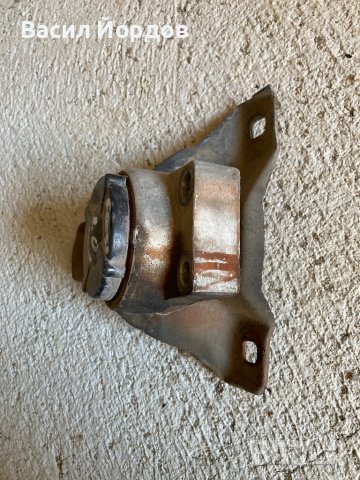 Тампон двигател Десен за Форд Фокус 1, Ford Focus 1 . 1.6, 1.8, 2.0 , снимка 2 - Части - 41763863