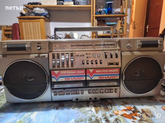 Касетофон Шарп 575, снимка 2 - Радиокасетофони, транзистори - 52869137