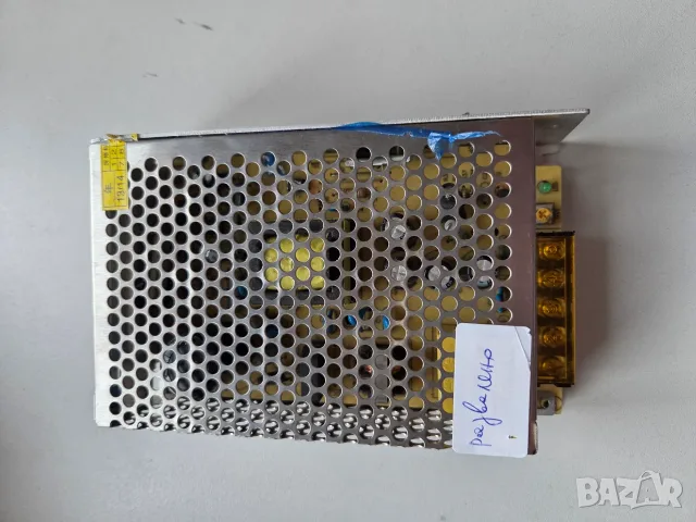 12V захранване за LED осветление