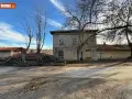 Двуетажна къща с 3дка двор , снимка 3