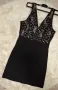 СТИЛНА черна рокля по тялото с дантела и черни пайети по нея, снимка 6