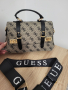 Дамска чанта Guess 