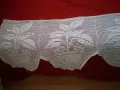 Бяло дантелено перде плетено на   една кука от бабината ракла, снимка 9