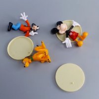 6 бр Мики Мини Маус Mickey Minnie Disney пластмасови фигурки на бяла стойка за украса торта и игра, снимка 3 - Фигурки - 44405038