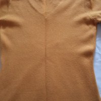 Дамски пуловер S/M размер, снимка 2 - Блузи с дълъг ръкав и пуловери - 35930086