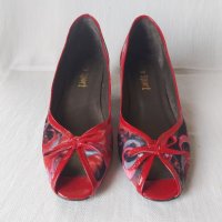 Нови!!! Елегантни дамски обувки , номер 36, снимка 2 - Дамски елегантни обувки - 40626192