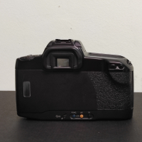 Canon EOS 10 SLR филмов фотоапарат и обектив Sigma 28-70 mm f:2.8, снимка 5 - Фотоапарати - 44659946