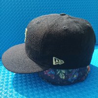 Черна шапка с козирка New Era 59FIFTY DC, снимка 2 - Шапки - 41403094