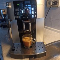 Кафеавтомат Делонги Магнефика S работи отлично и прави хубаво кафе с каймак и капучино , снимка 4 - Кафемашини - 38840614