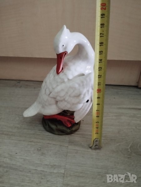 порцеланова статуетка, снимка 1